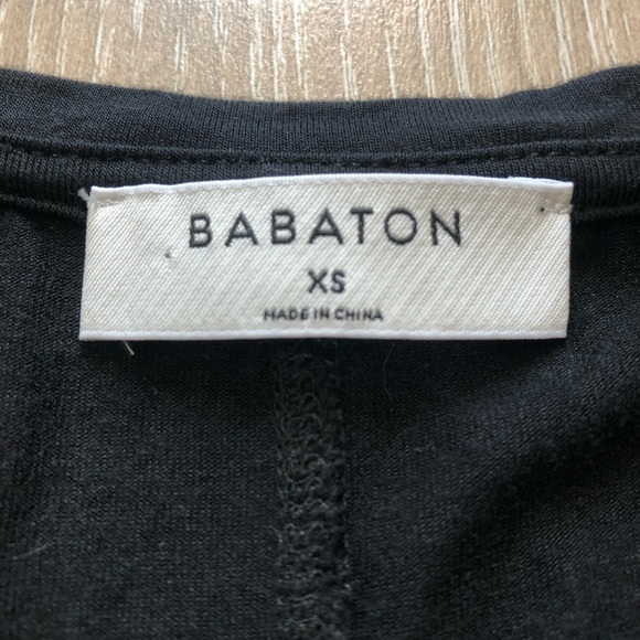 Aritzia Babaton Zayn V Neck Tank Top Relaxed Fit in Black Size XS - Picture 8 of 12